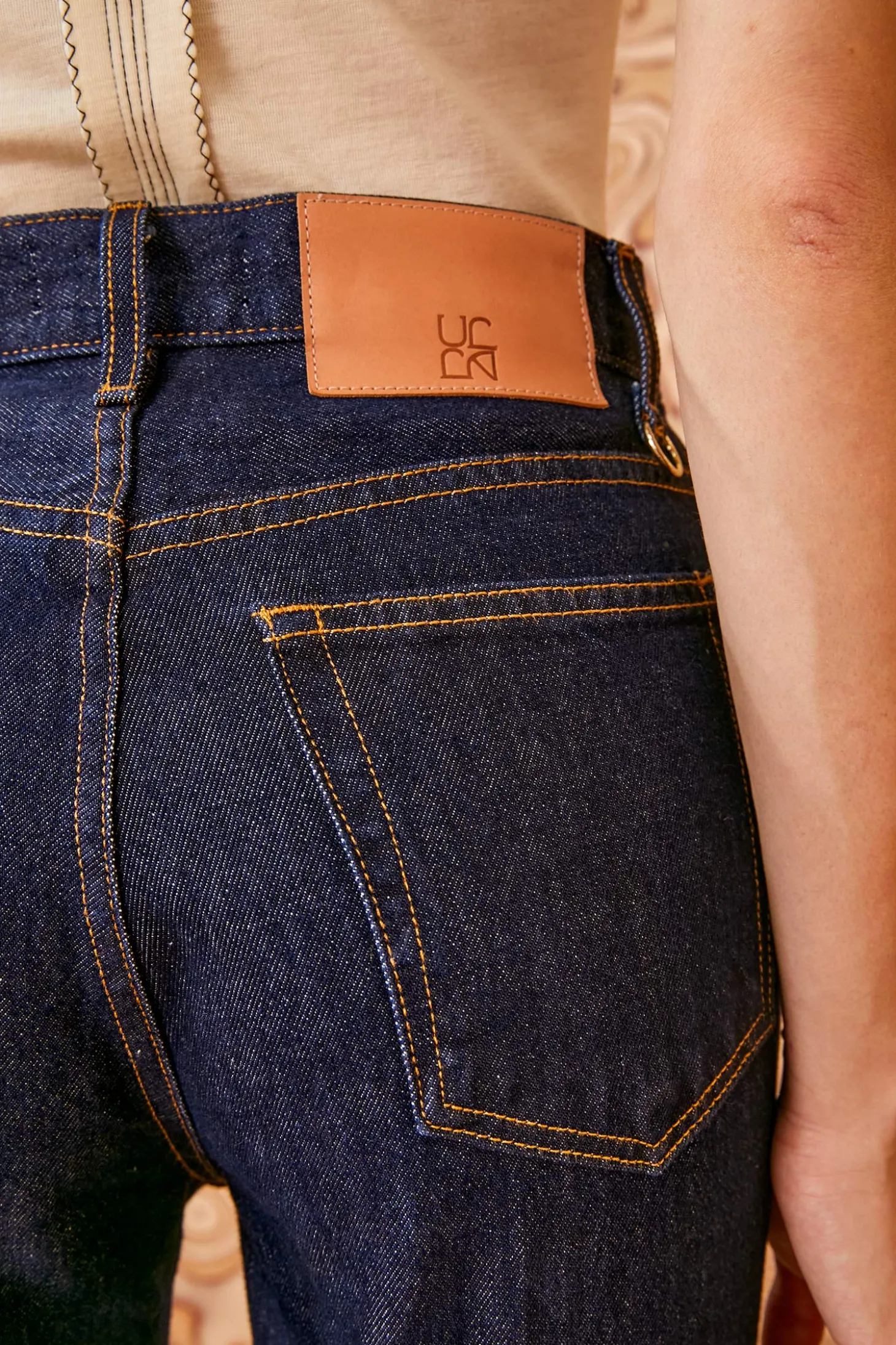 Best Sale Ulla Johnson The Cropped Agnes Jean Tigris Rigid Wash